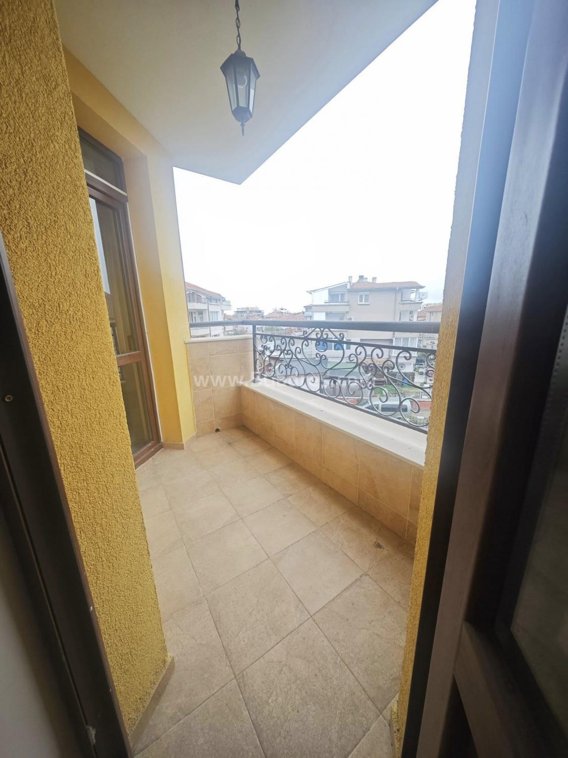 Апартамент с ниска такса поддръжка в Равда І №4247