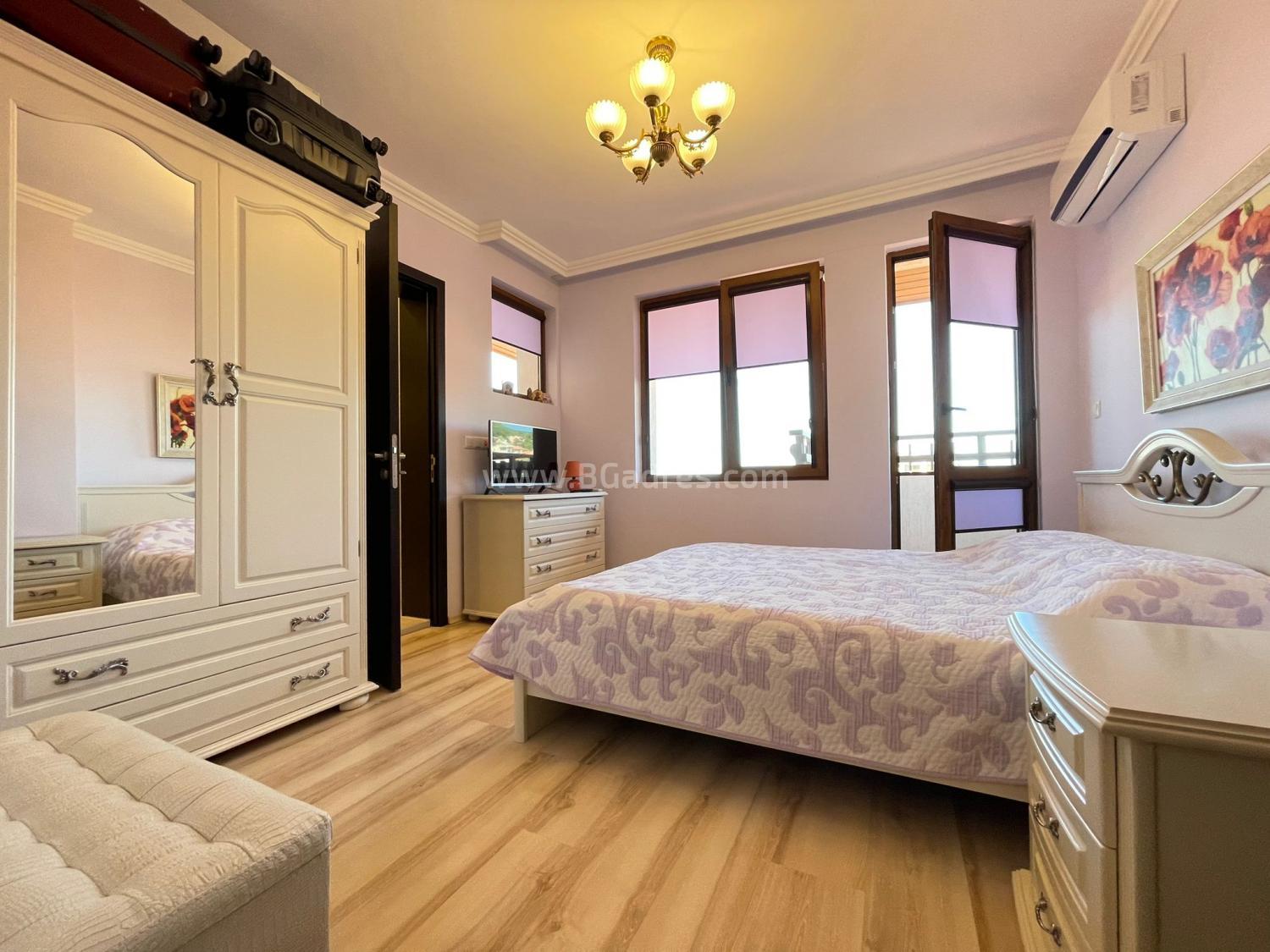 Sea view apartment in Sveti Vlas І №4059