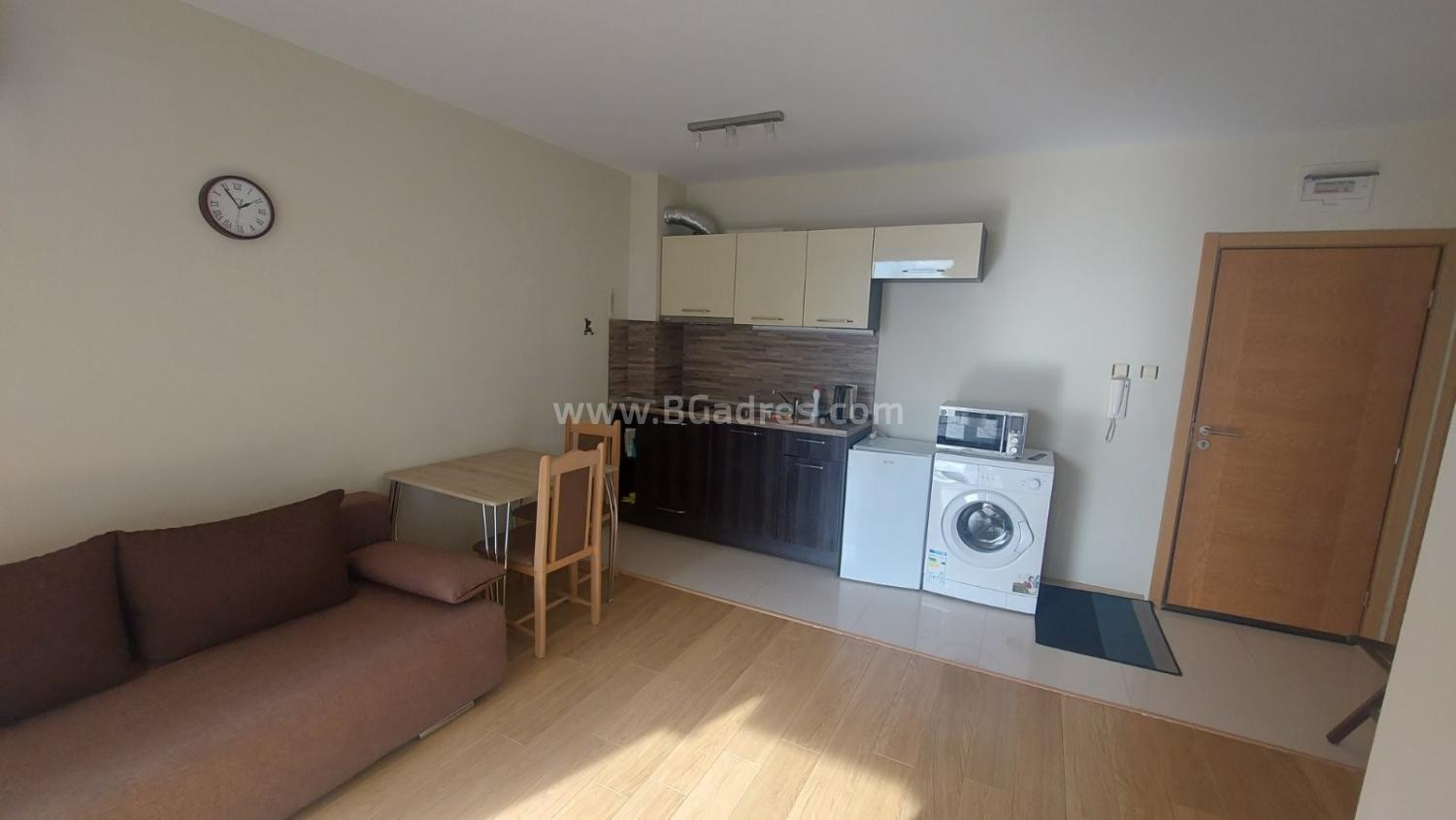 Квартира с низкой таксой в Святом Власе І №3479