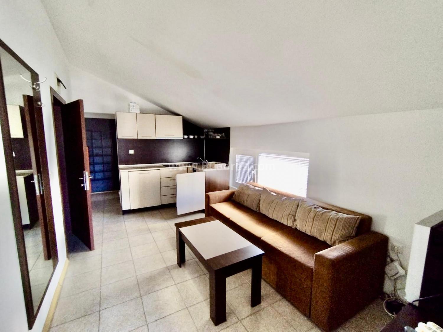 Дешевая двухкомнатная квартира у моря І №3618