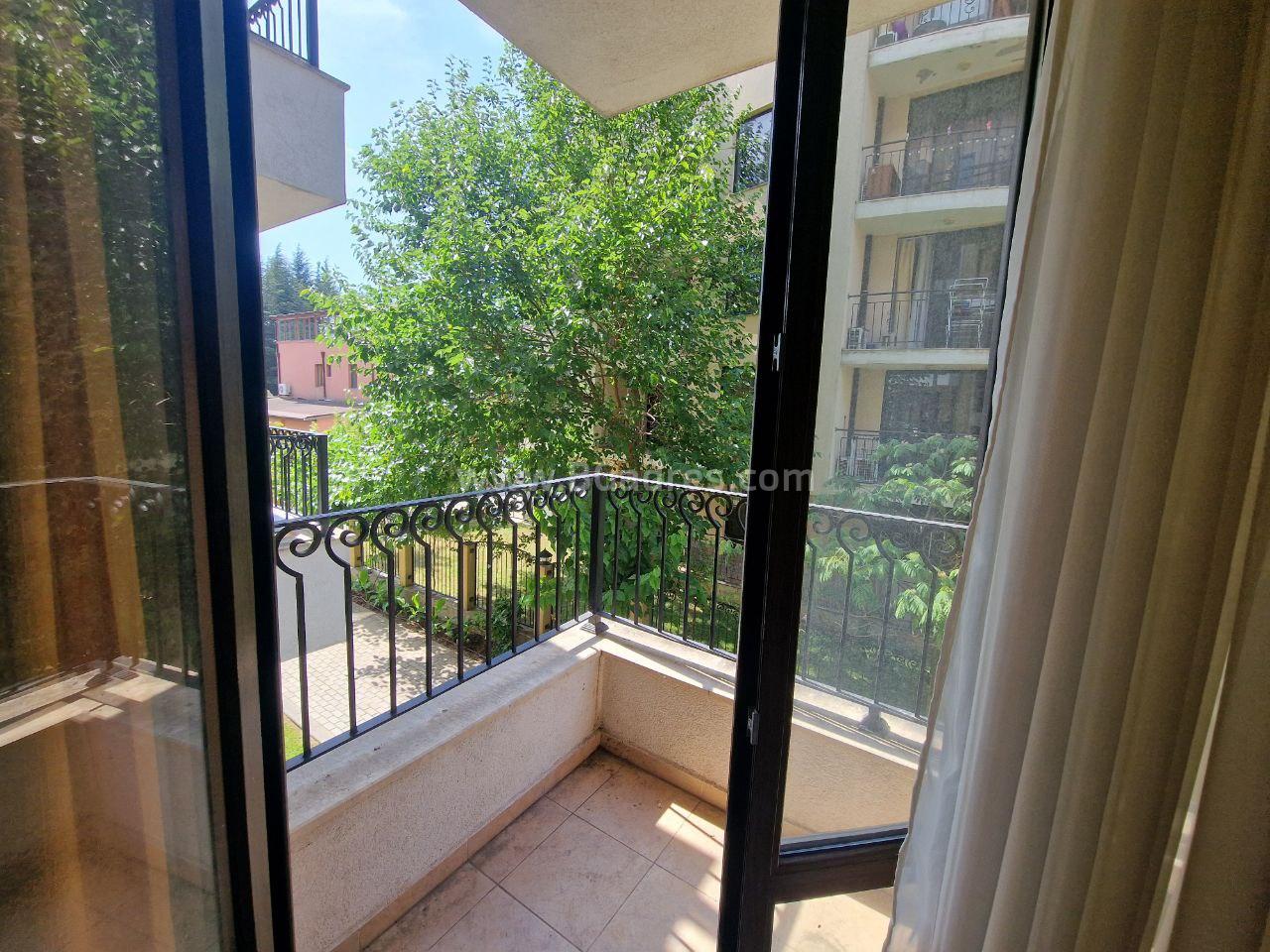 Студия в комплексе Роял Сан І №3705