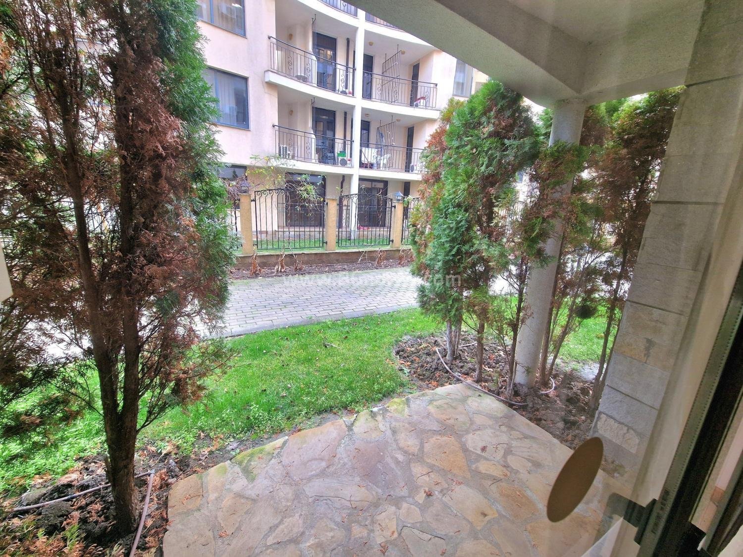 Студио на изгодна цена в комплекс Роял Сън І №4034