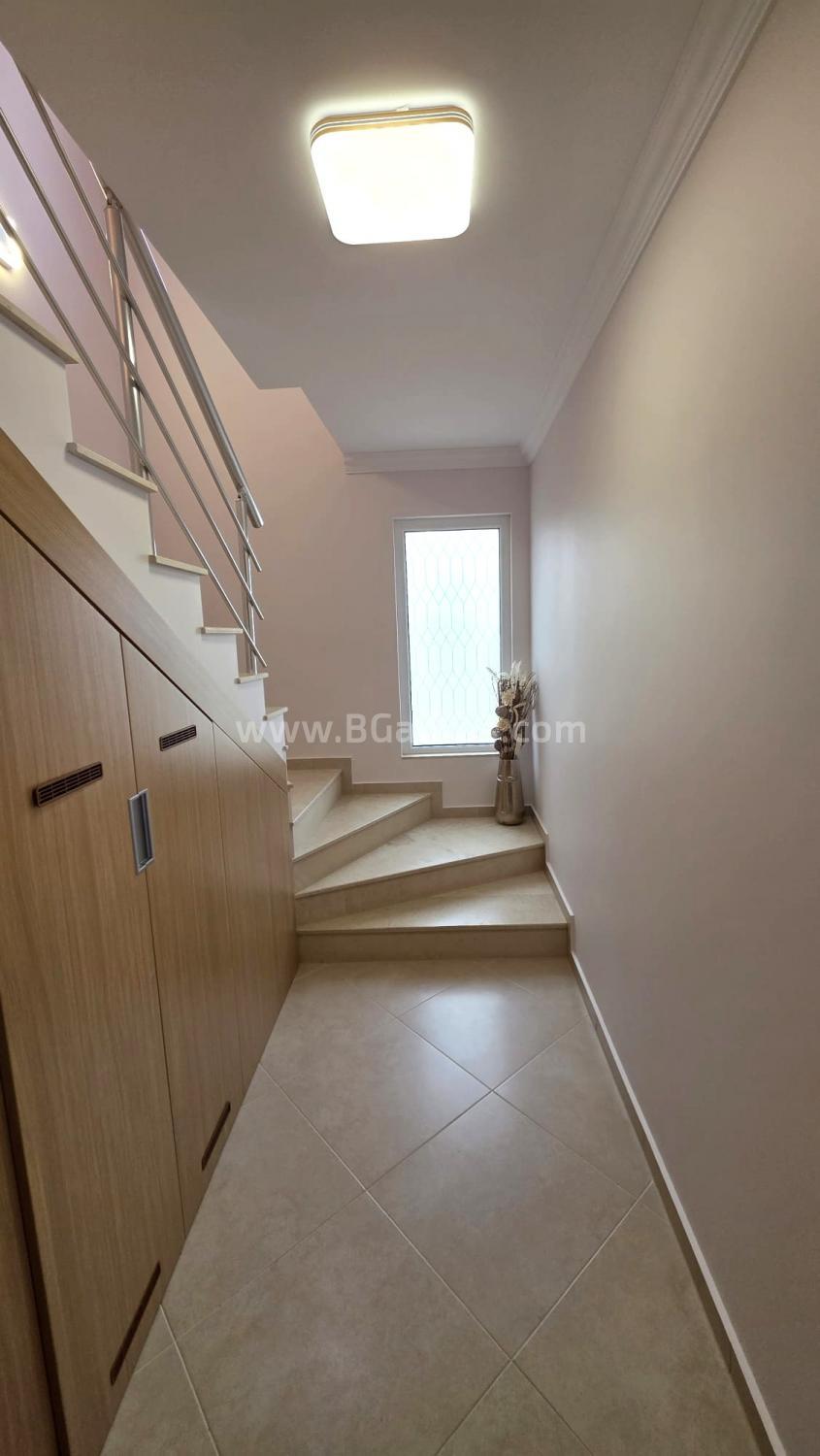 Дом в комплексе рядом с Бургасом І №4557