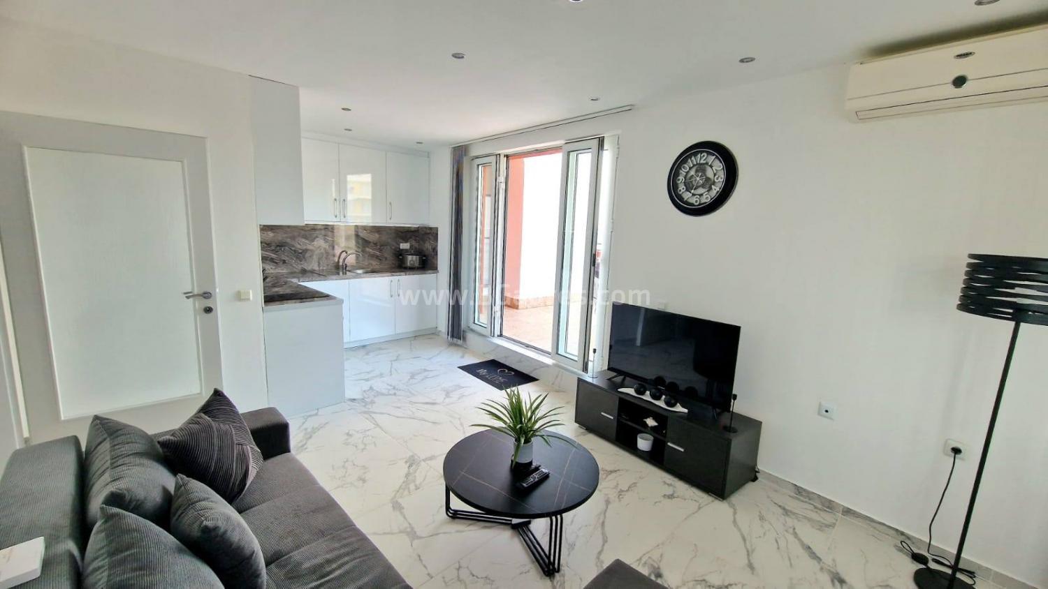 Квартира в комплексе Марина форт І №4579