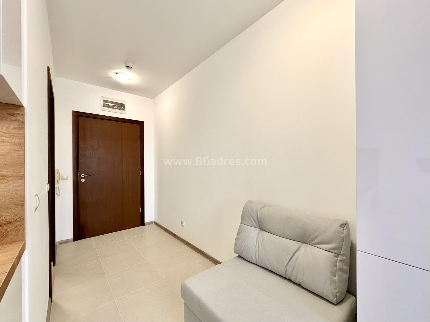 Студио с ново обзавеждане на морето І №3907