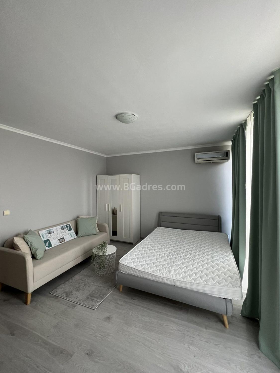 Studio with new furniture at the seaside І №2816