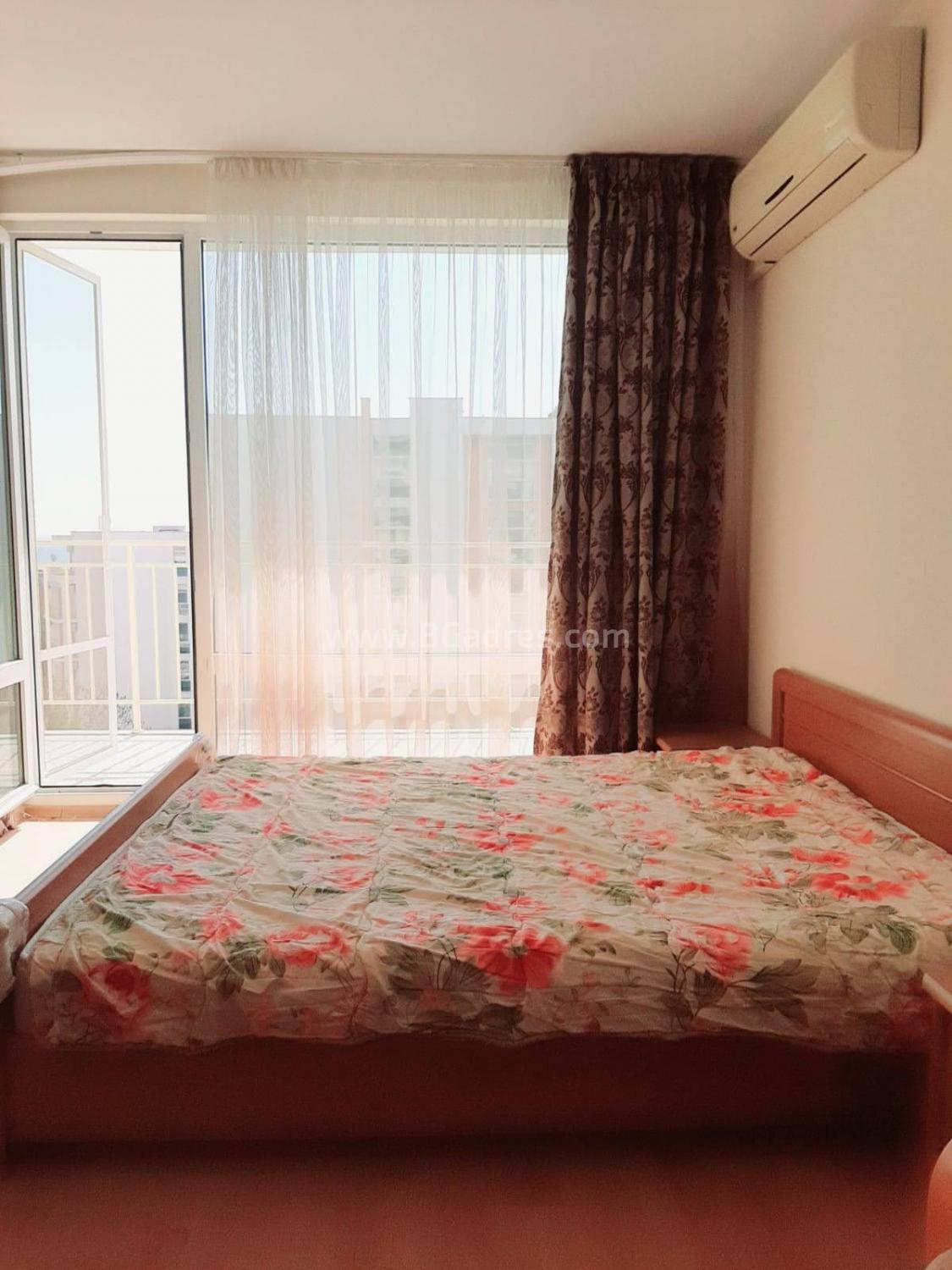 Голям двустаен апартамент в Свети Влас | №2337