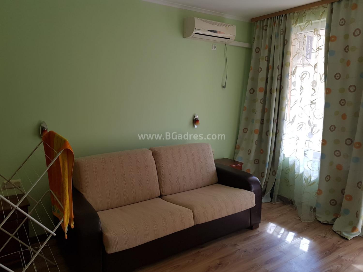 Тристаен апартамент за постоянно жителство в Поморие | №2321