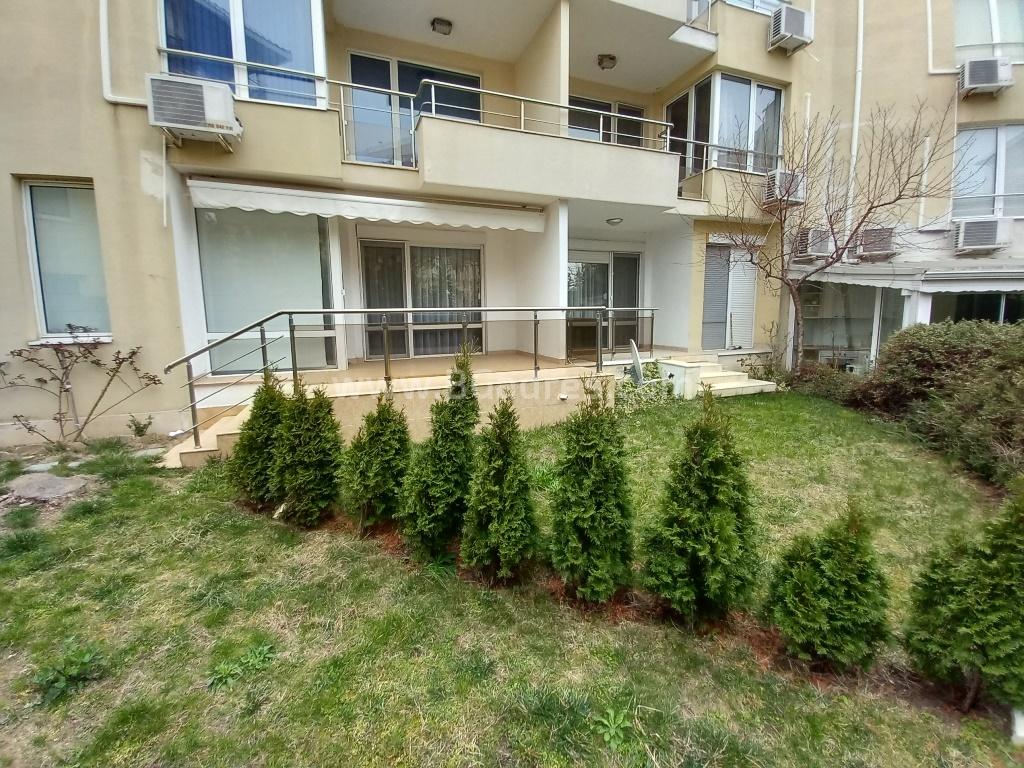 Two bedroom apartment close to the beach І №3423