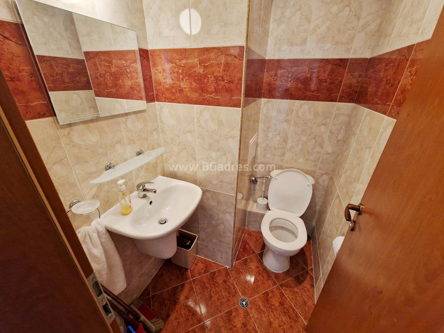 Изгоден тристаен апартамент до морето І №3465