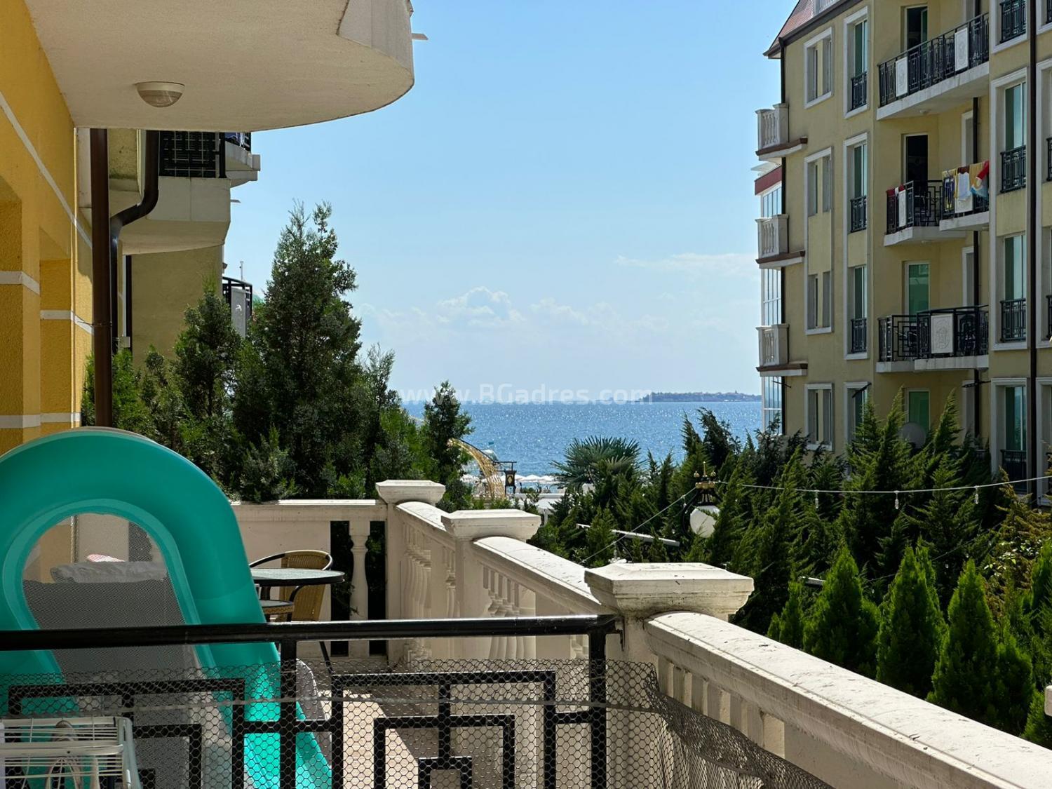 Квартира на первой линии по выгодной цене І №3647