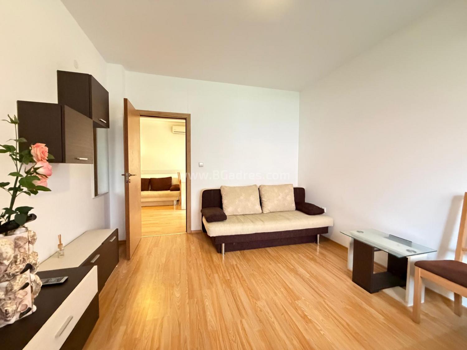 Тристаен апартамент в комплекс Съни Дей 6 І №4523