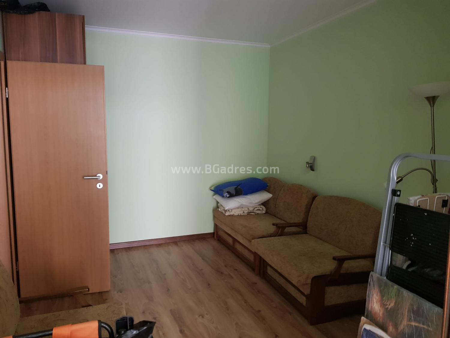 Тристаен апартамент за постоянно жителство в Поморие | №2321