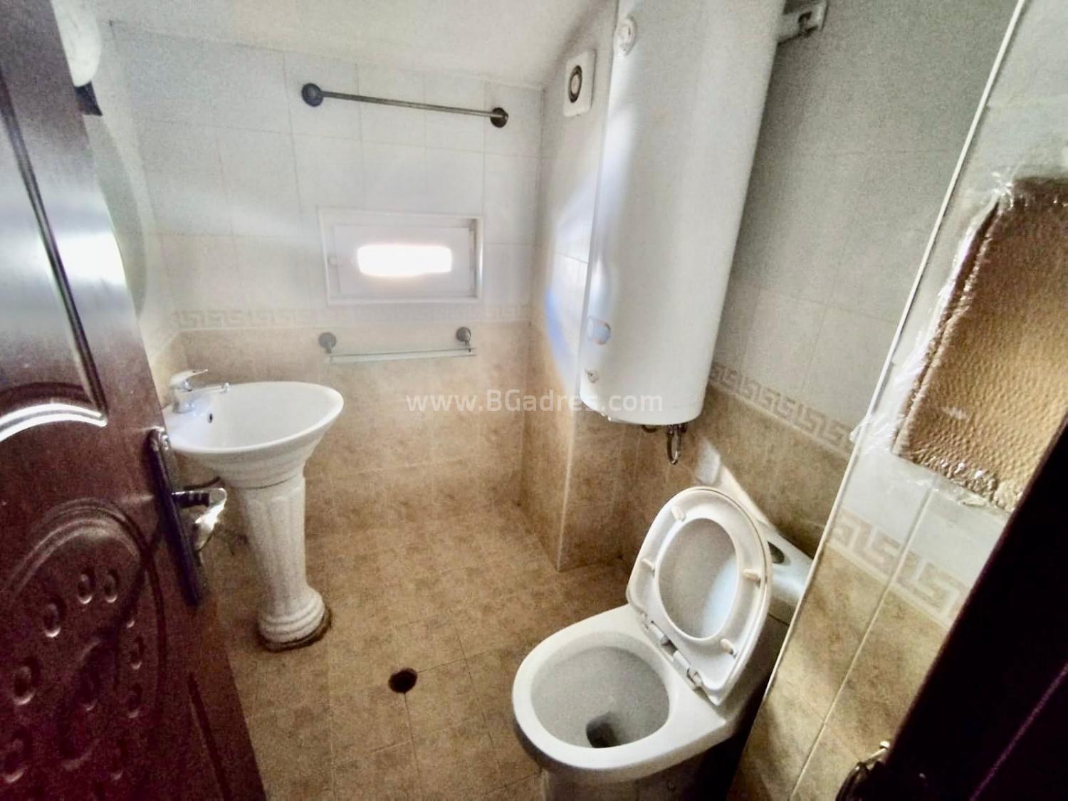 Дешевая двухкомнатная квартира у моря І №3618