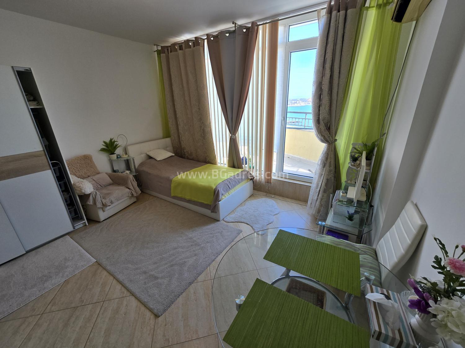 Студия с видом на море на первой линии І №4081