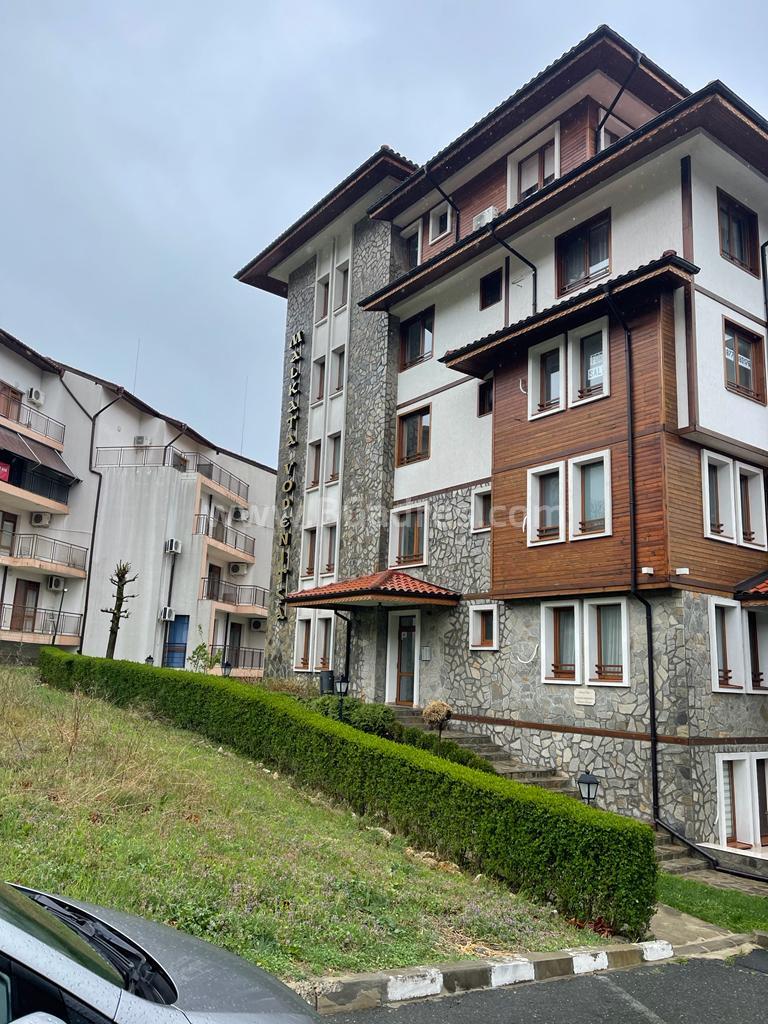 Луксозен апартамент с изглед към морето | №2379