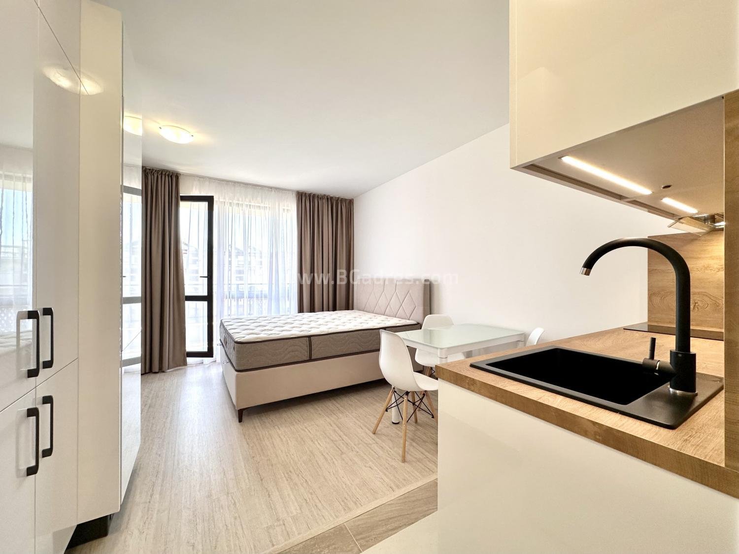 Студио с ново обзавеждане на морето І №3907