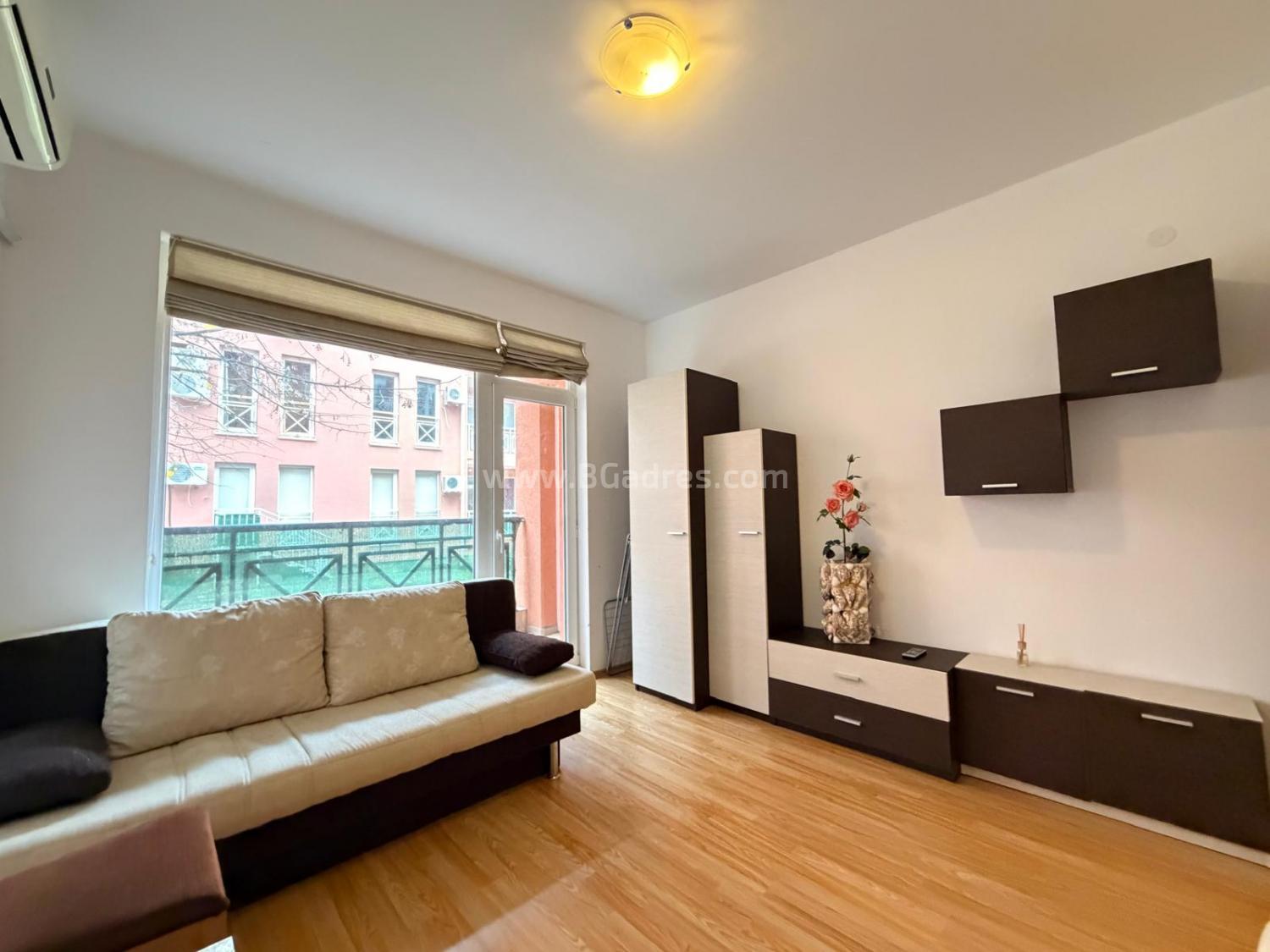 Тристаен апартамент в комплекс Съни Дей 6 І №4523