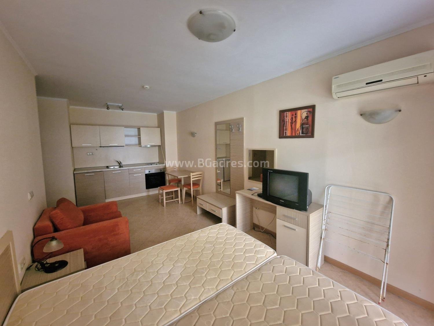 Студио на изгодна цена в комплекс Роял Сън І №4034