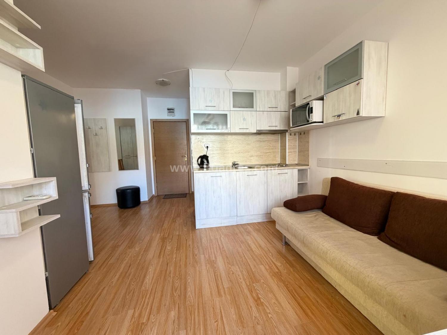 Тристаен апартамент в комплекс Съни Дей 6 І №4523