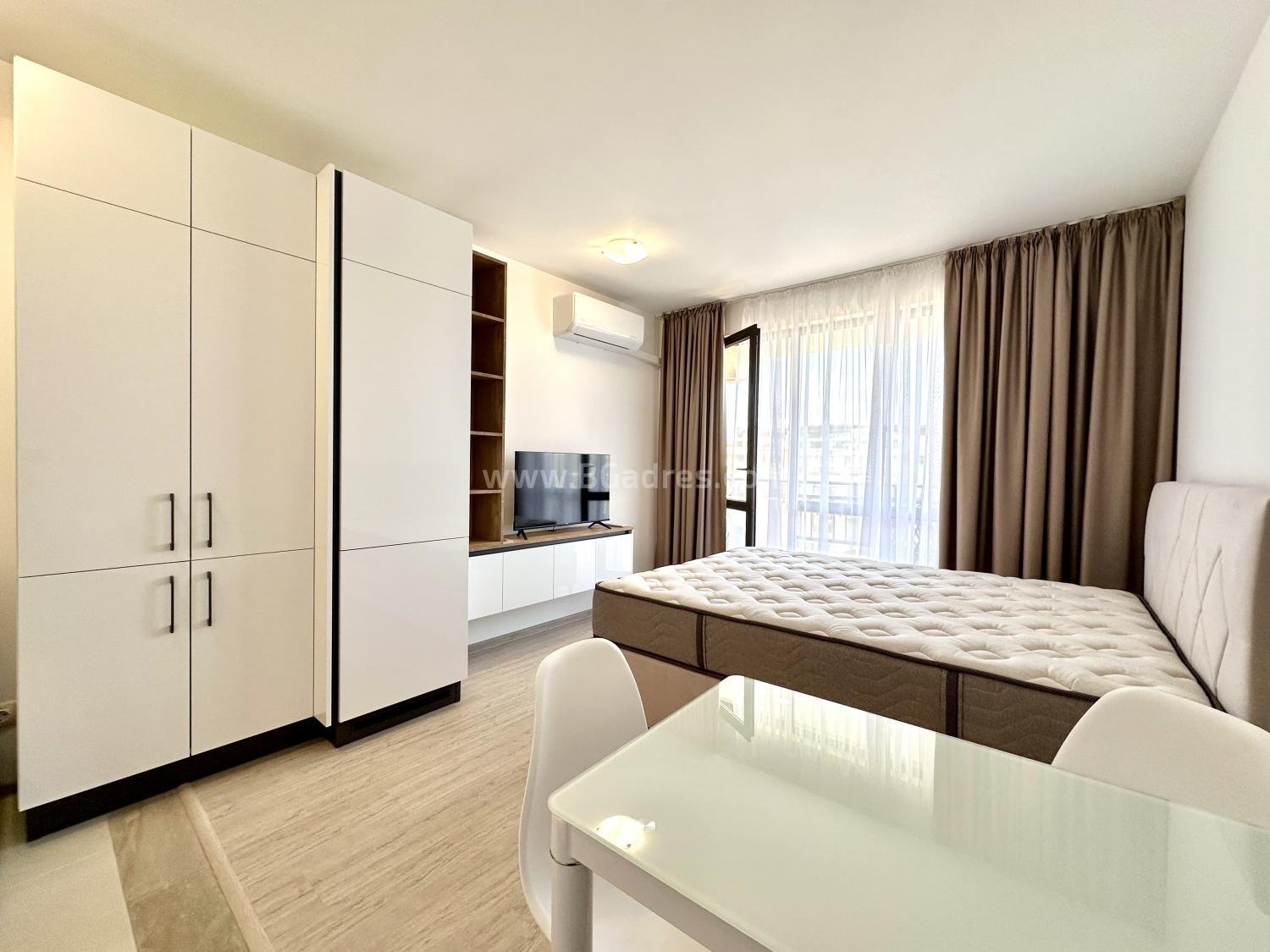 Студио с ново обзавеждане на морето І №3907