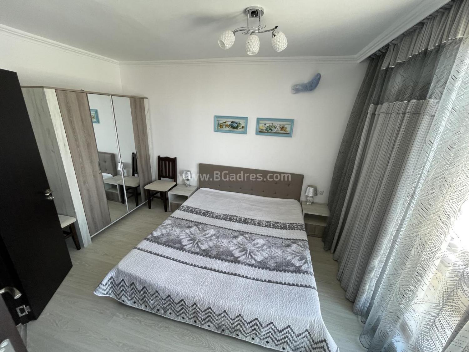 Apartment with sea and mountain views І №3356