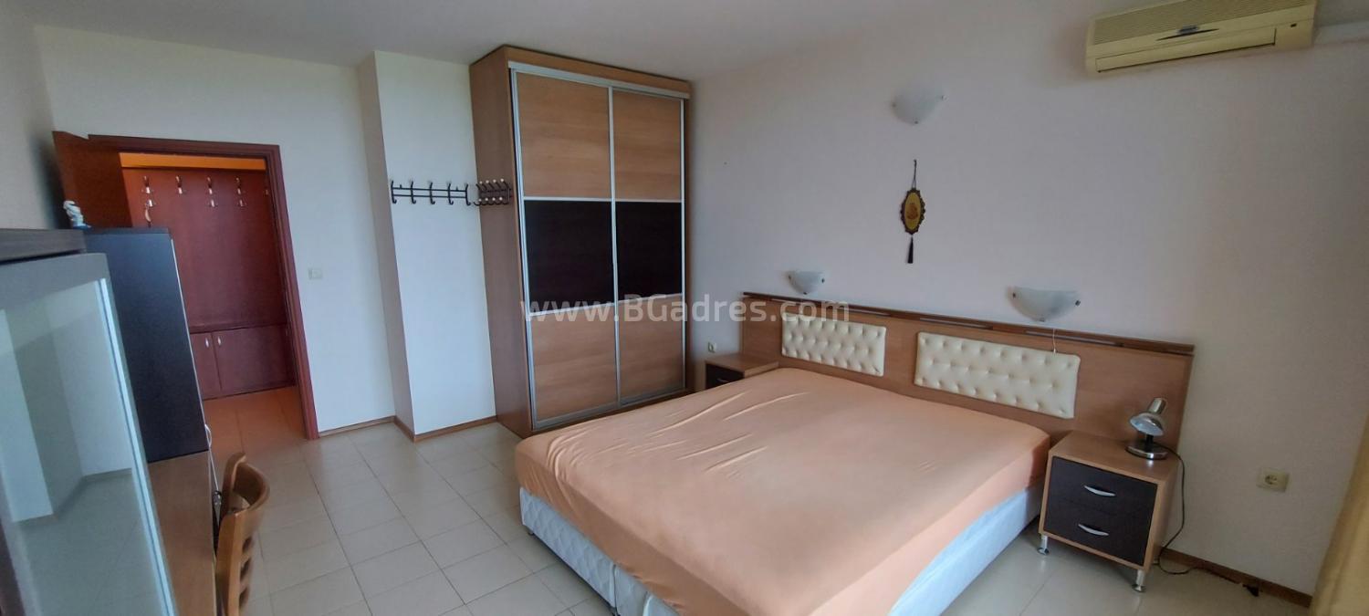 Large apartment with a sea view in Sunny Beach I №2396