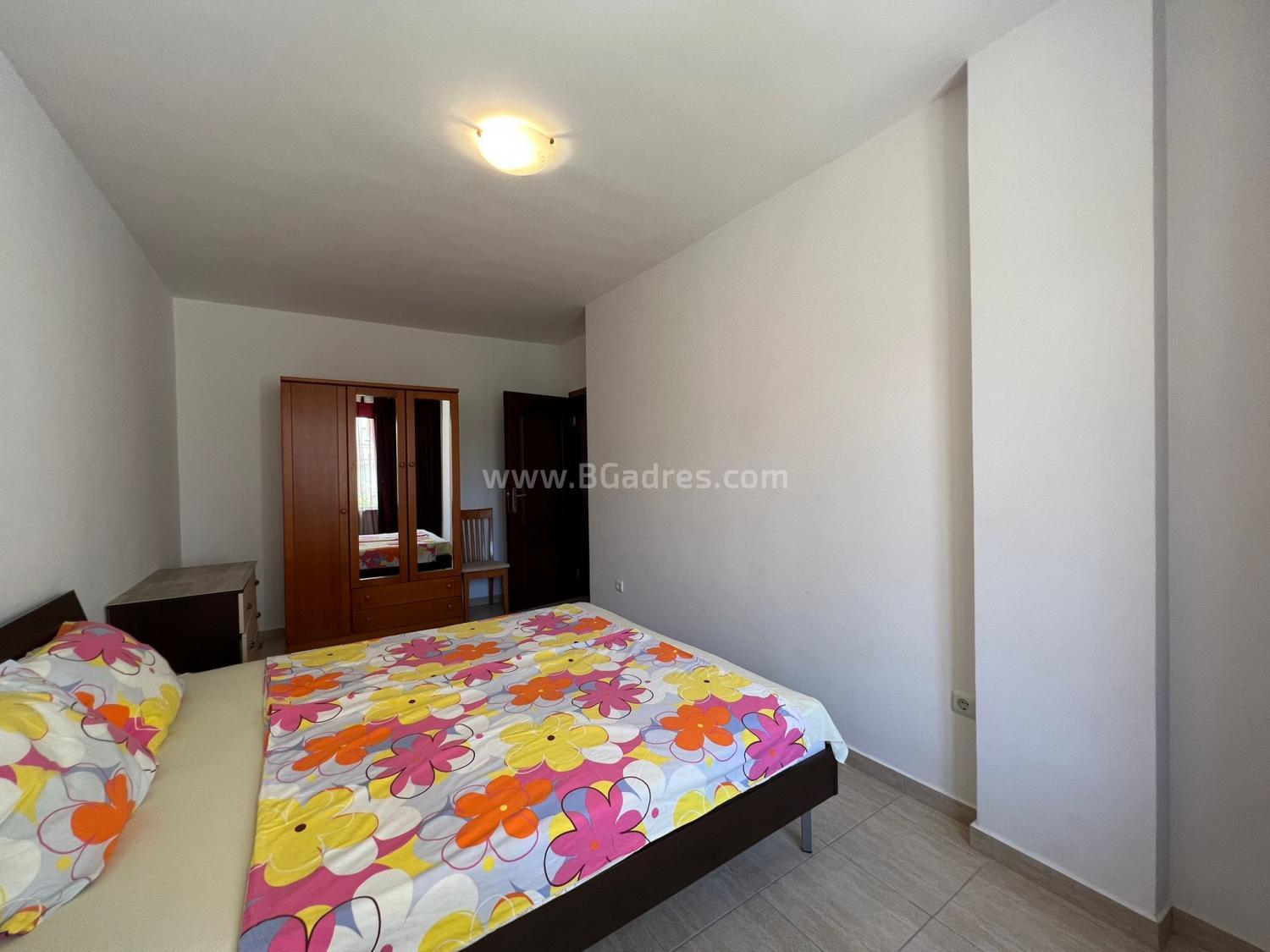 Two bedroom apartment at a bargain price І №3434