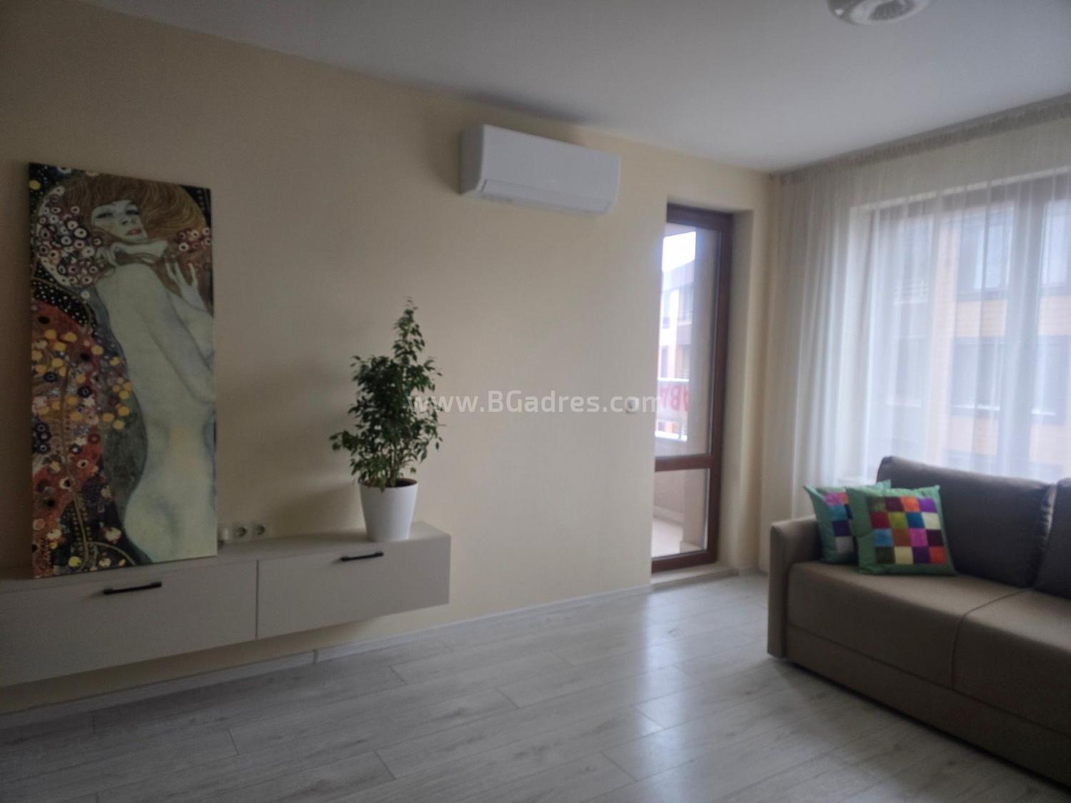 Apartment in a residential building in Pomorie І №4543