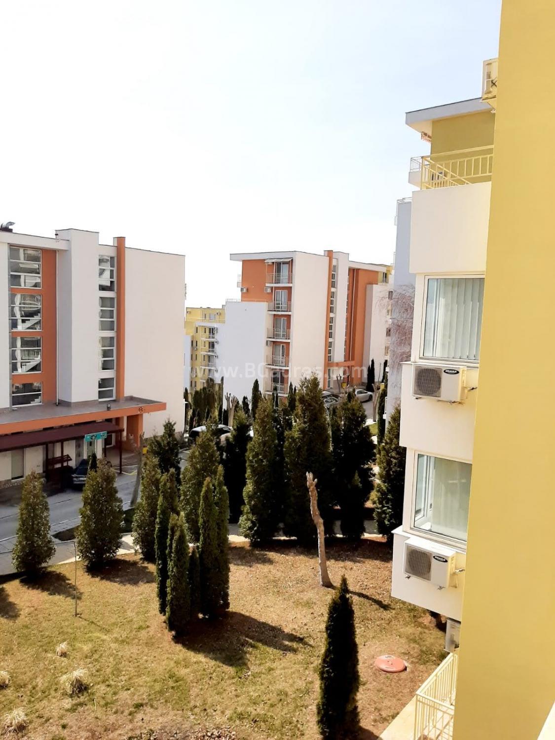 Голям двустаен апартамент в Свети Влас | №2337