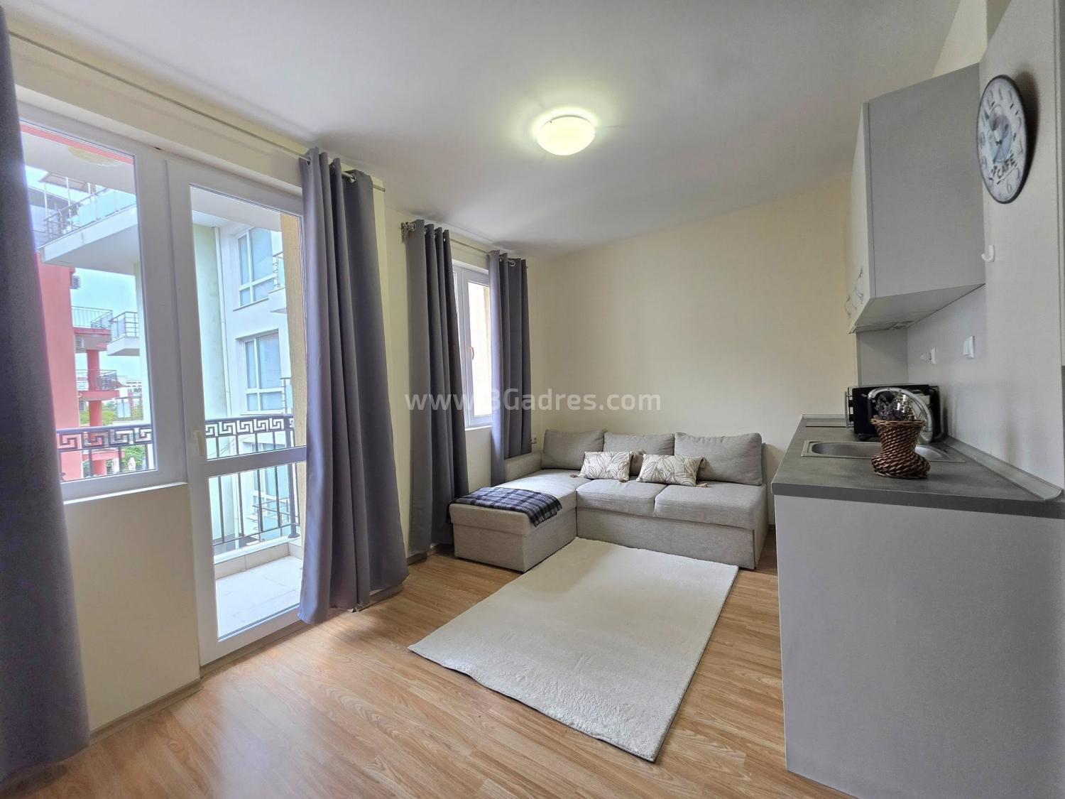 Студия с низкой таксой в Несебре І №4441