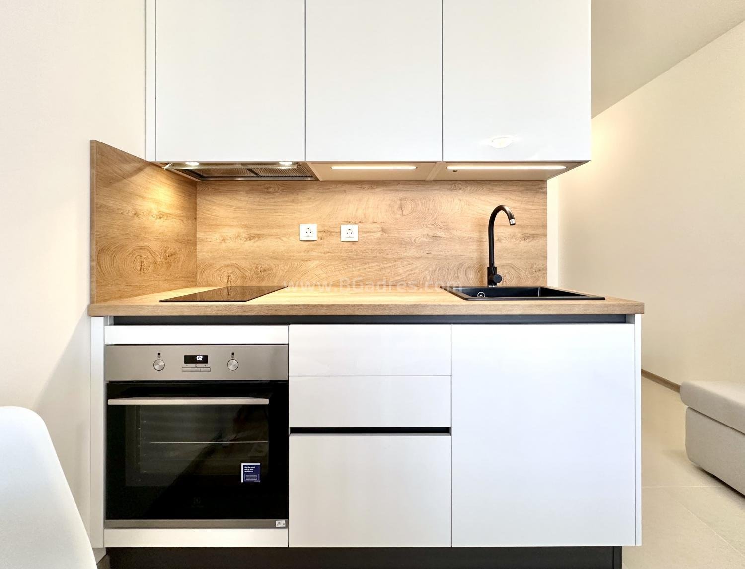 Студио с ново обзавеждане на морето І №3907