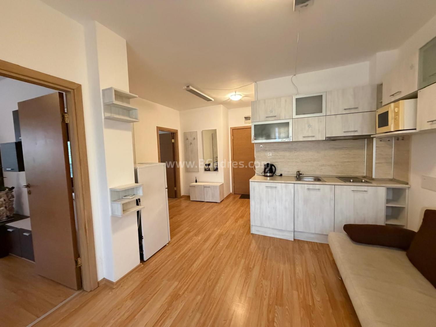 Тристаен апартамент в комплекс Съни Дей 6 І №4523