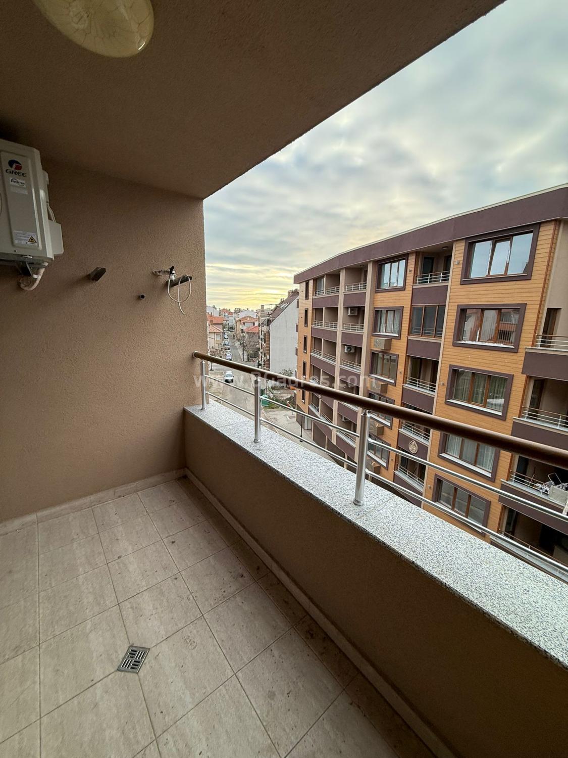 Apartment in a residential building in Pomorie І №4543