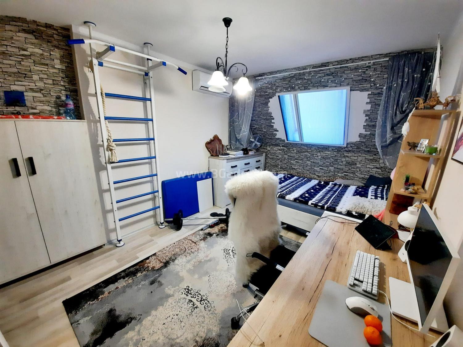 Large apartment in a residential building in Pomorie І №2989