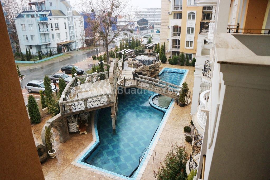 Großes Studio im SPA-Komplex | № 2180