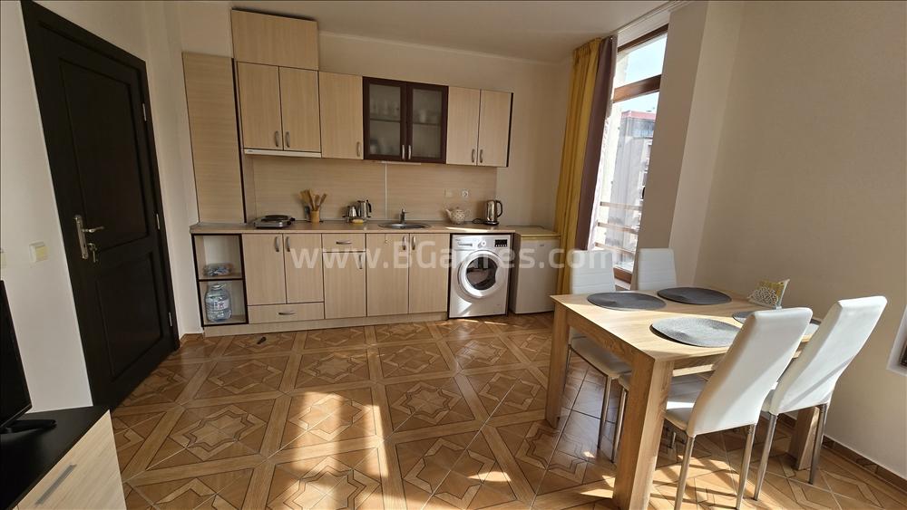 Апартамент в комплекс Света Елена І №3869