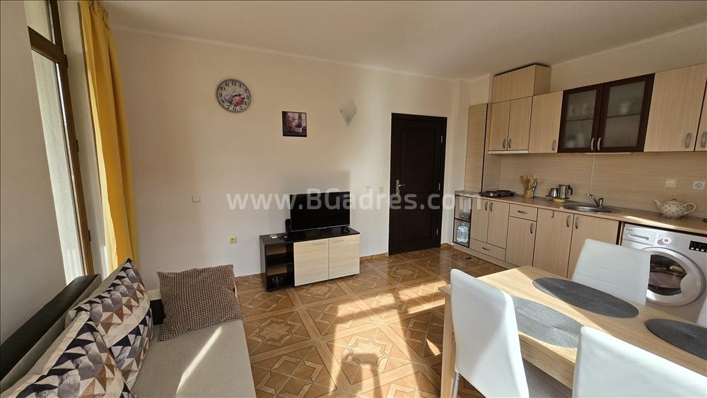 Апартамент в комплекс Света Елена І №3869