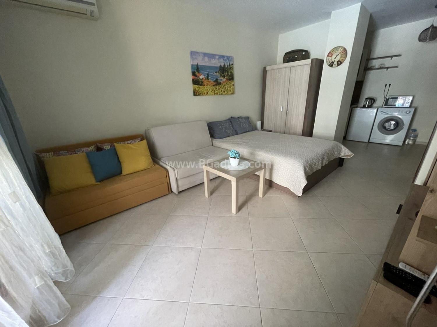 Large studio in Cascadas at a bargain price І No. 2470