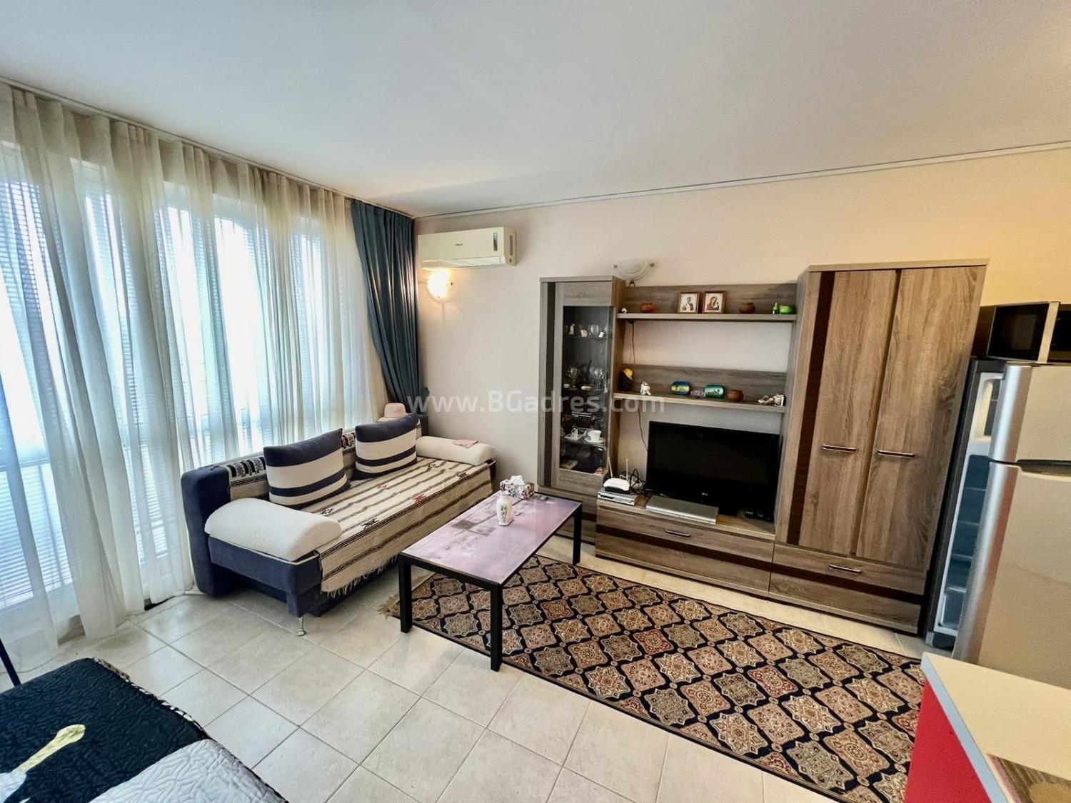 Large studio with nice furniture І №3263