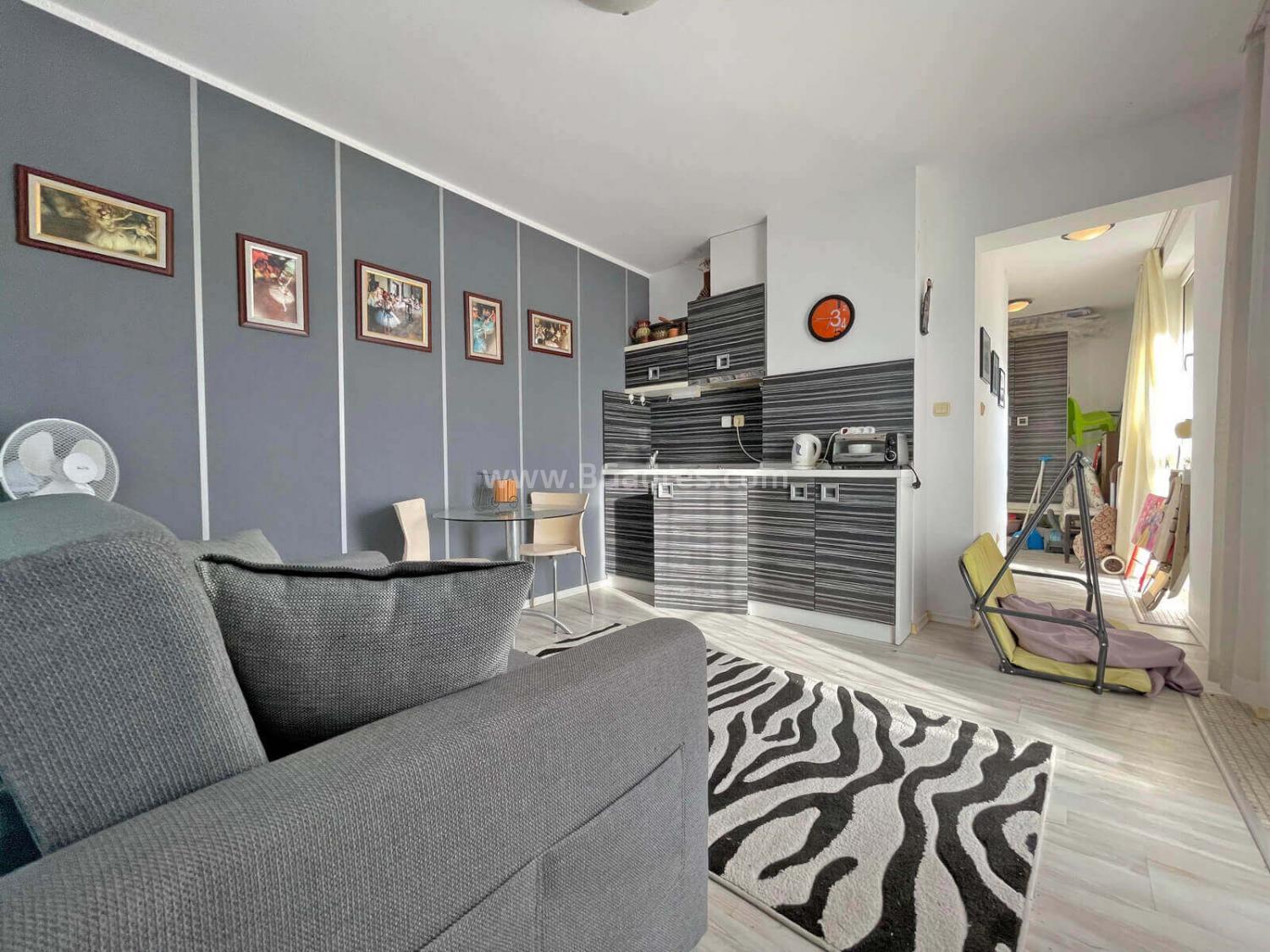 Apartment in the complex Rainbow 4 І No. 2851