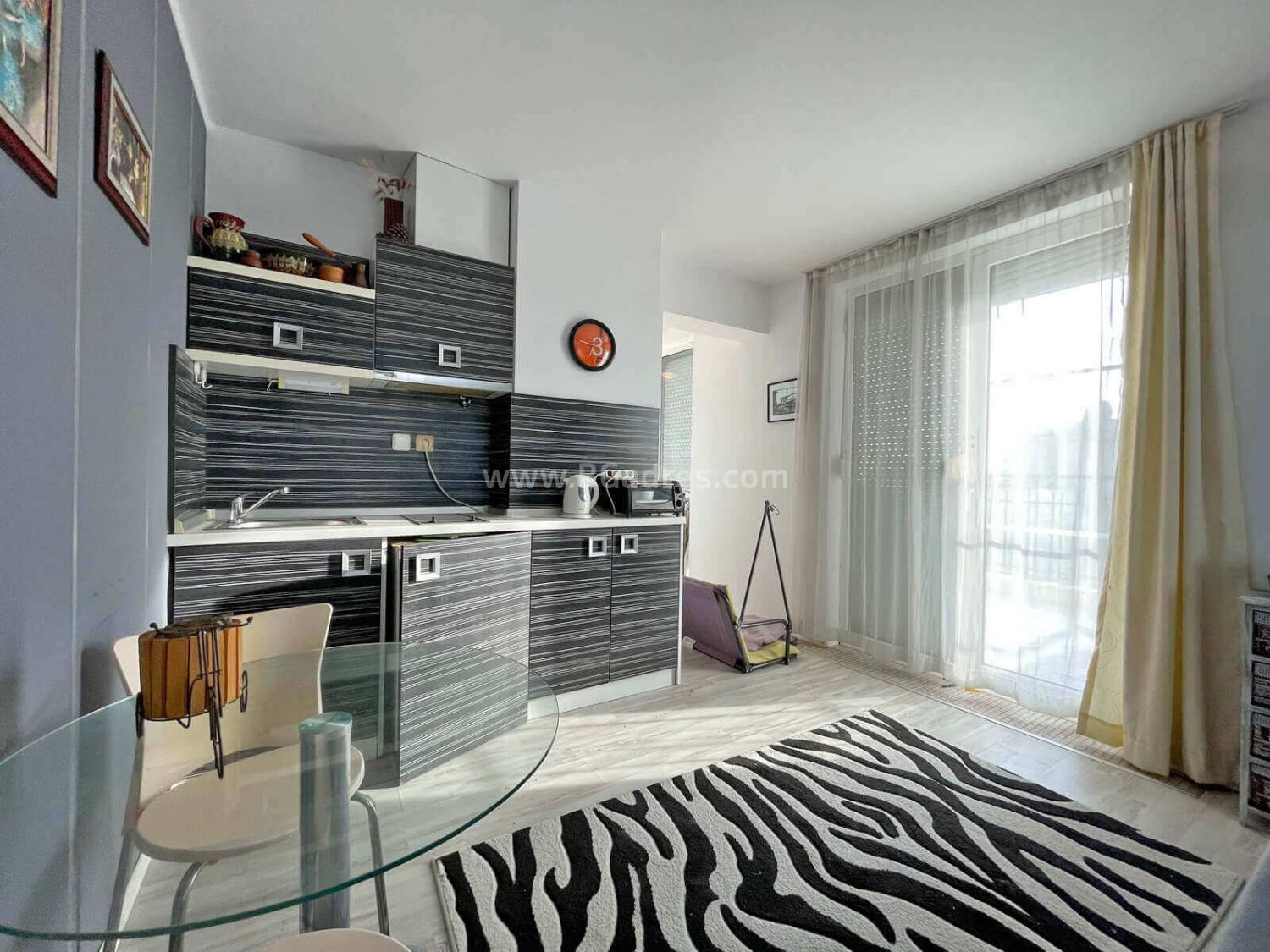 Apartment in the complex Rainbow 4 І No. 2851