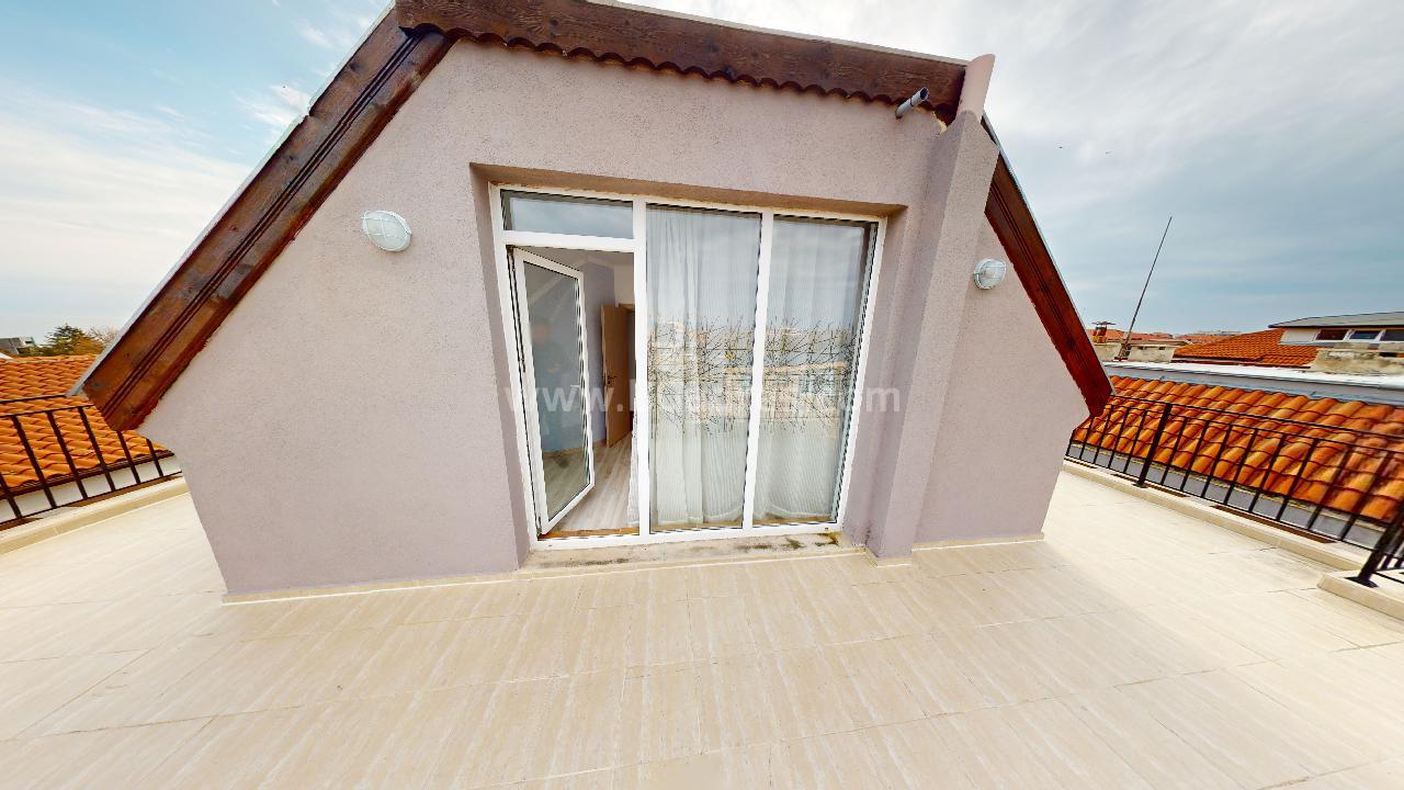 Апартамент в жилищна сграда в Равда І №3242