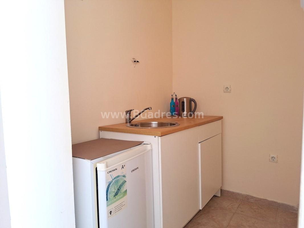 Студия без таксы за обслуживание в Равде І №3813