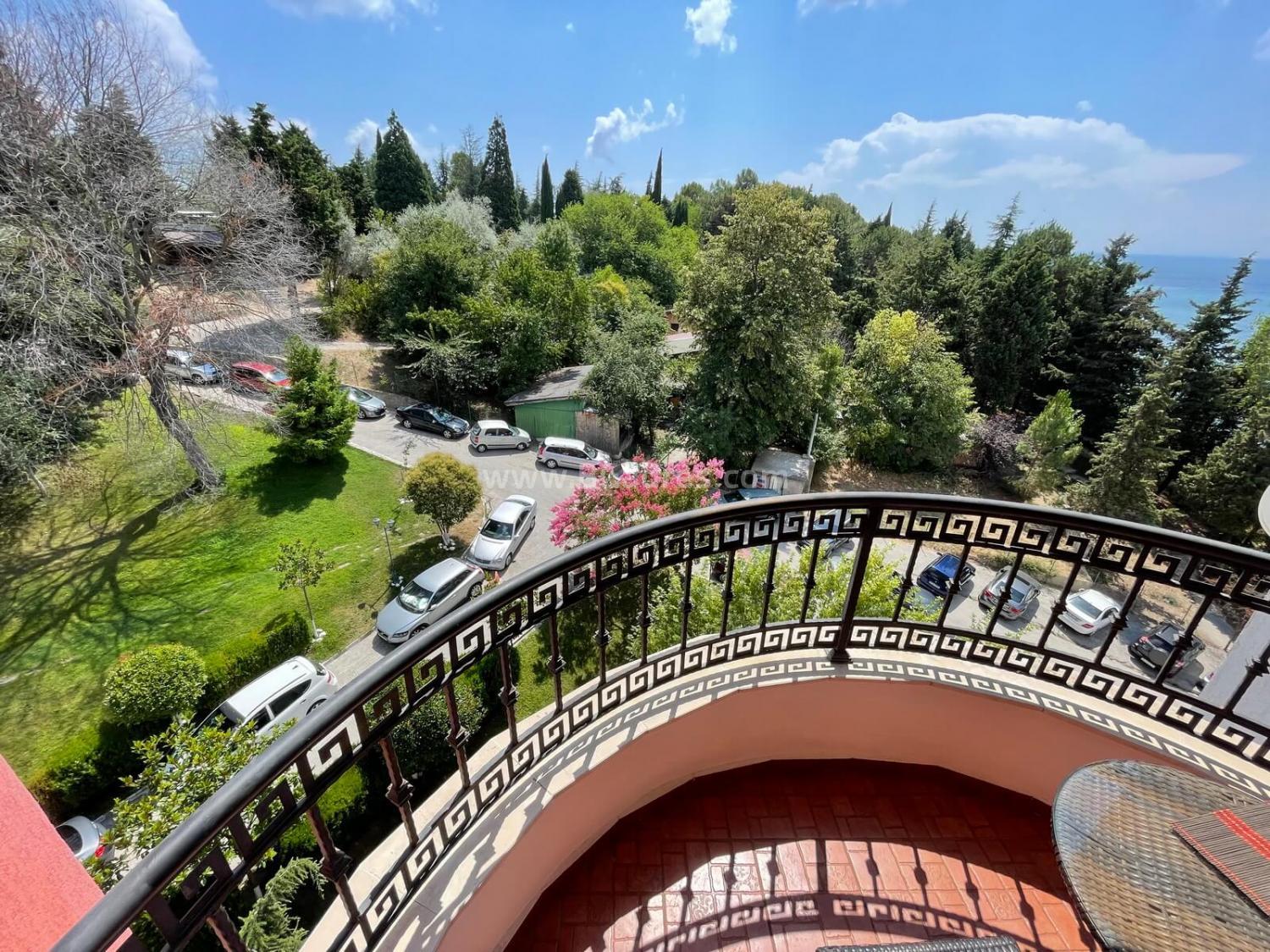 Sea view apartment in Nessebar І №2534