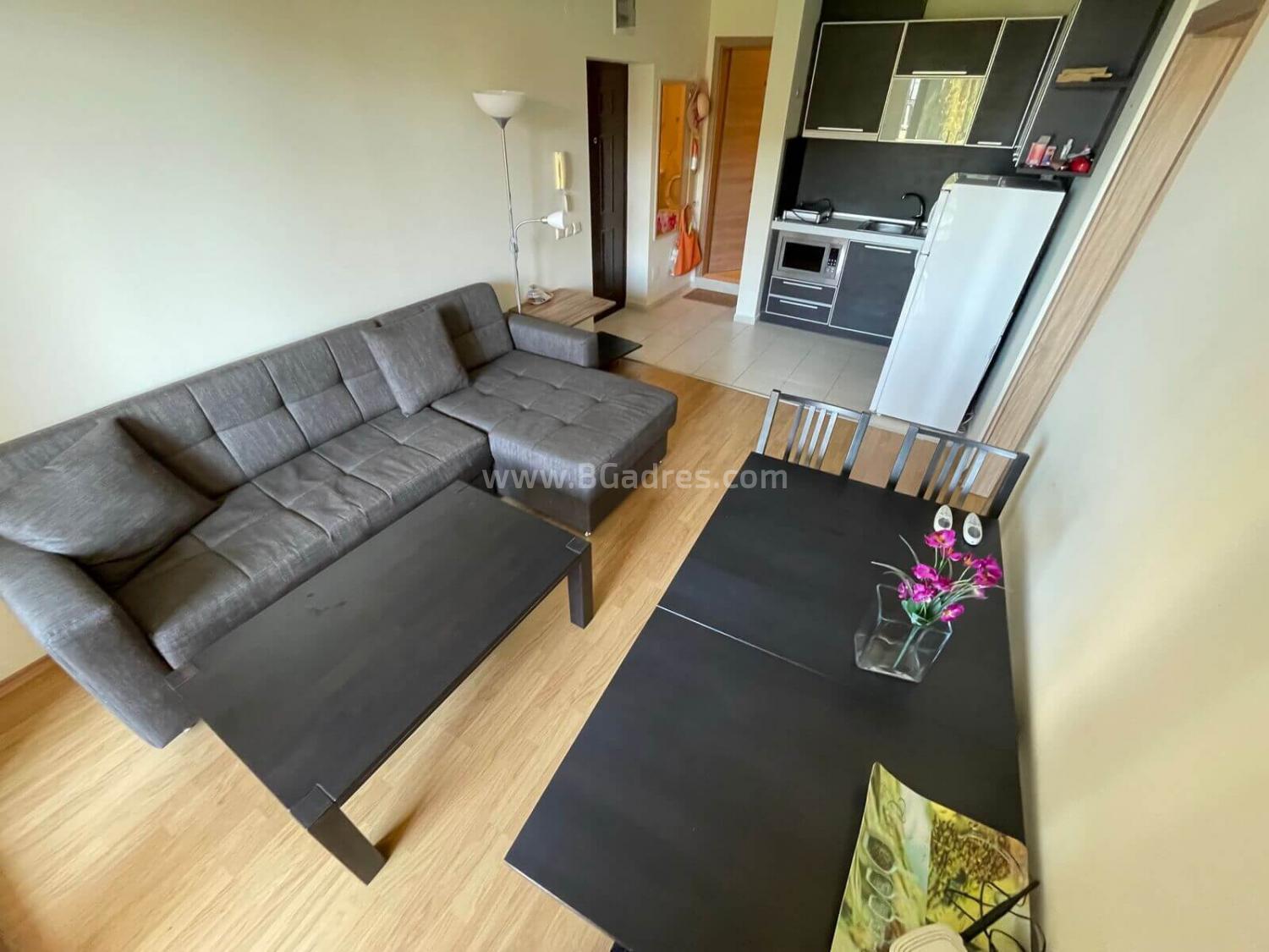 Двухкомнатная квартира в комплексе Си Форт І №2644