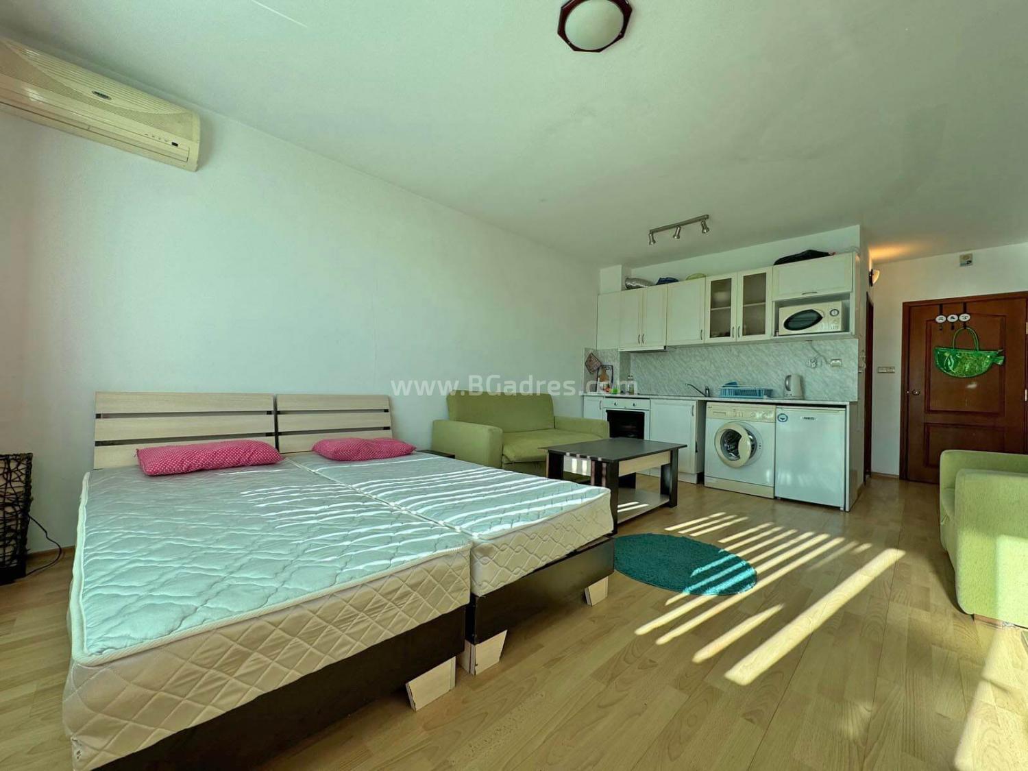 Большая студия у моря в Святом Власе І №3259