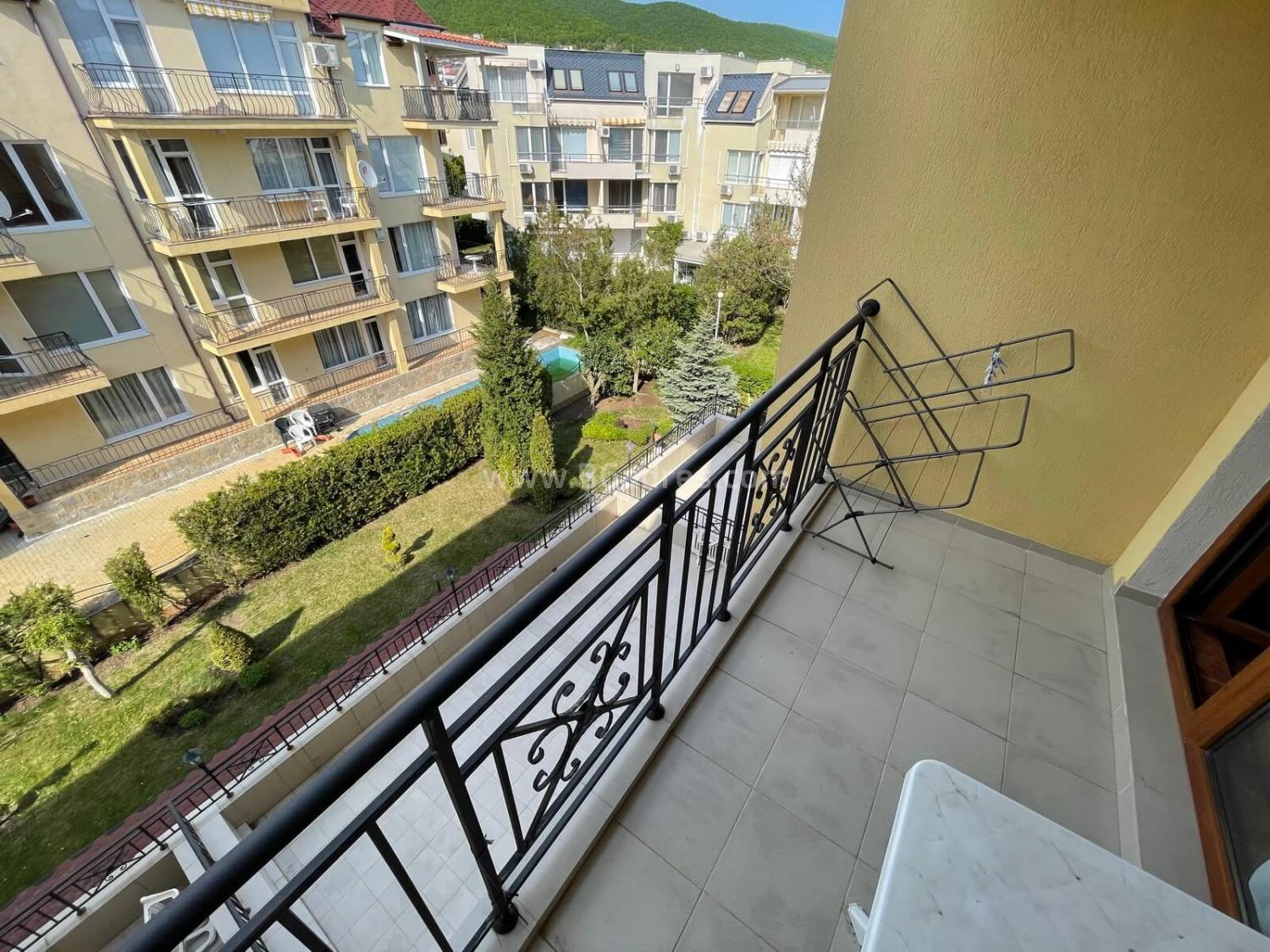 Zwei-Zimmer-Wohnung im Komplex Siyana | №2393