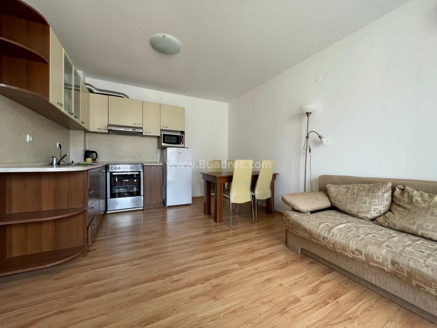 Zwei-Zimmer-Wohnung im Komplex Siyana | №2393