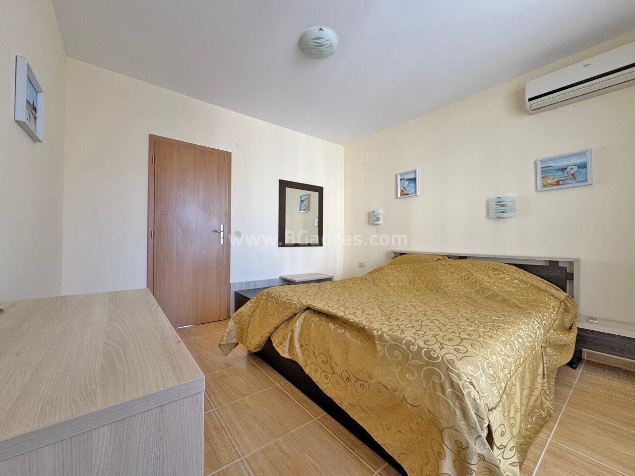 Apartment in the Sky Dreams complex І №4204